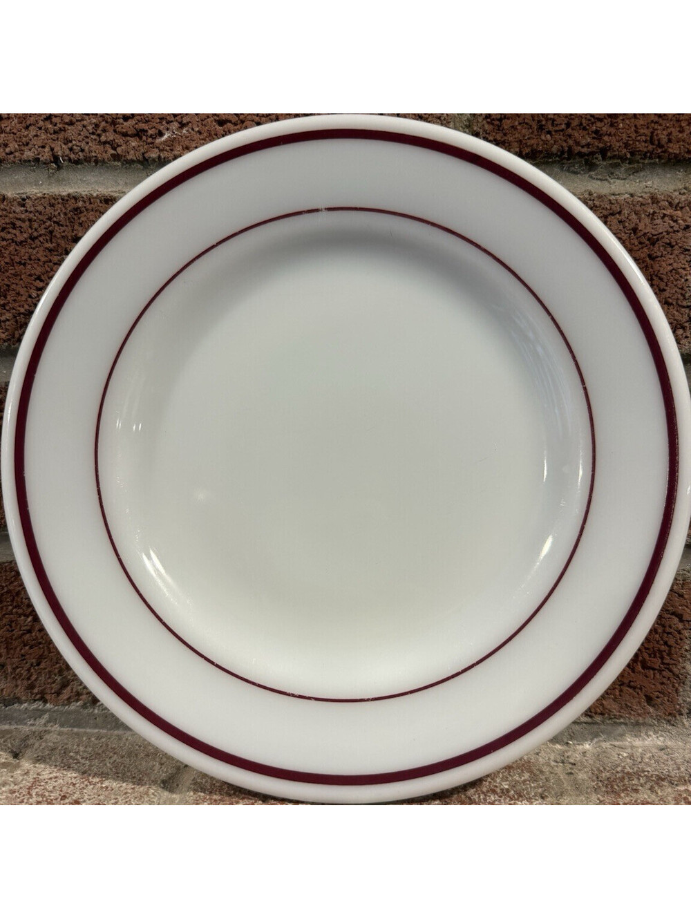 Pyrex White Glass Dinner Plates Red Banded Rim Round Glossy Finish Set of 3